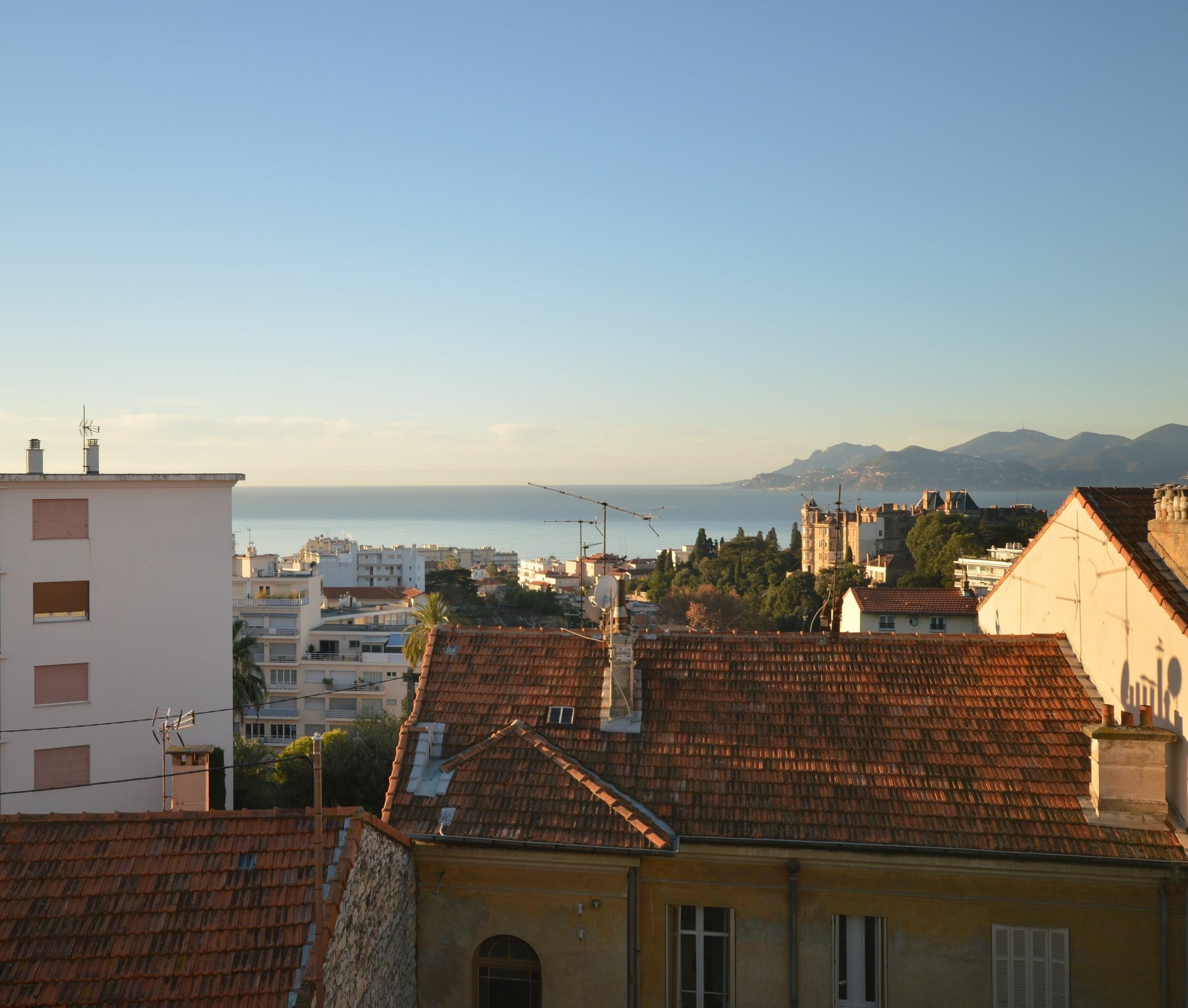 Good Value3 Bedrooms Apartment *